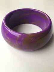 Браслет новый сиреневый фиолетовый золото женский пластик бижутерия ук